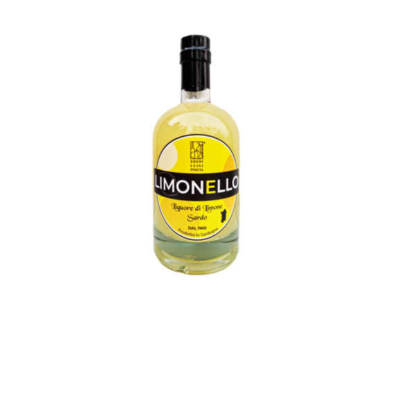 liquore di Limone Poscia, ottenuto dall'infusione idroalcolica di scorze di limoni della zona di san Priamo, sardegna, limoni bio